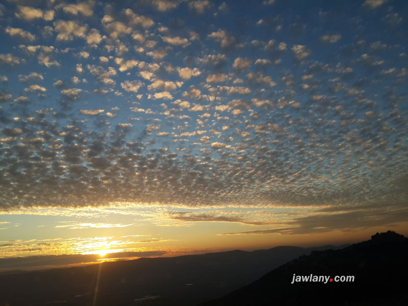 الجولان - سحب ركامية تغطي السماء - تصوير رؤوف أبو صالح